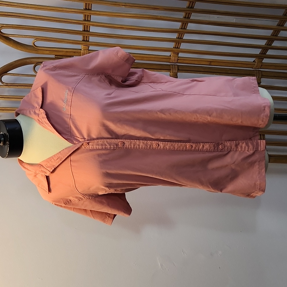 Columbia Women's Rose Button-Down Shirt